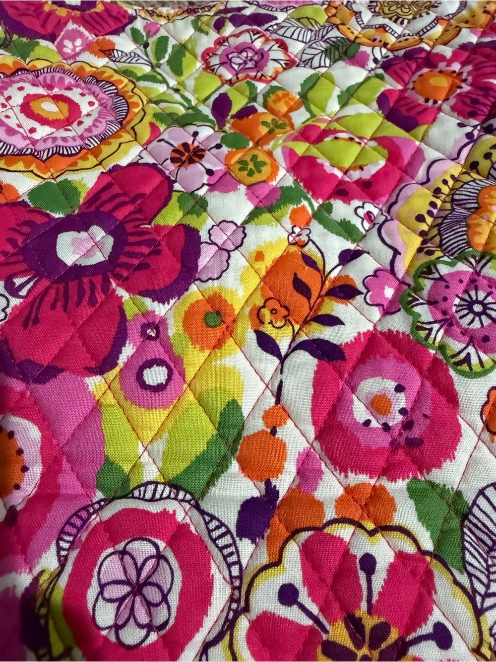 Vera Bradley Floral Quilted Tote Bag in Pink & Multicolor - Picture 3 of 9